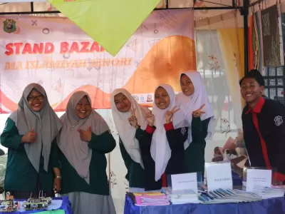 Bazar Anugerah Madrasah Inovasi di Tuban 2023/2024